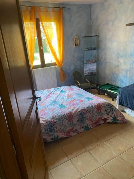 Вилла Chez Cathy Et Philippe Verargues Экстерьер фото